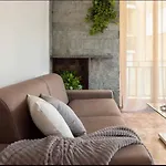 Como Diamond Apartment