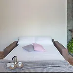 Como Diamond Apartment