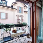 Joivy Isotta\'S House With 2 Cosy Balconies