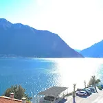 Apartment With Lake View