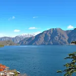 Apartment With Lake View