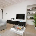 Larius Apartment