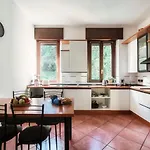 Feel @ Home Como - By Myhomeincomo