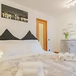 Volta Apartment By Rent All Como