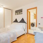 Volta Apartment By Rent All Como