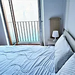 Casa Con Vista Lago A Nesso