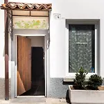 Garibaldi\'S Apartment