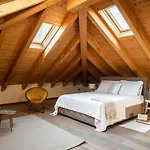 Brother\'S Como Lake Suite
