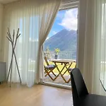 Lake View Apartment