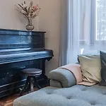 5 Min Historic Center Luxury White Lotus Mansion