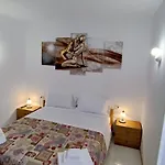 Elegante Alloggio Zona Storica
