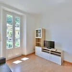 Volta Central Apartment By Quokka 360 - Minimal Flat In Cernobbio