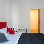 Comostay