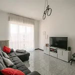 Como Bike & Family Apartment
