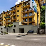 Private Garden & Garage - Self Check-In & Remote Access
