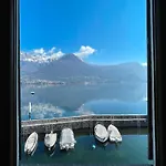 Renzo E Lucia Lake View Apartment