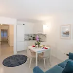 Gelsi Apartments Lake Como