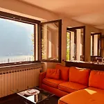 Incanto Nesso Parking And Lake View