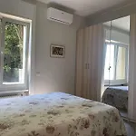 Lakeviewcabin - Apartment With Lake View