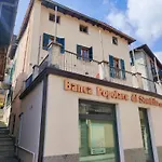 Affascinante Mansarda Nel Cuore Di Brunate