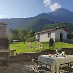 Chiaro House