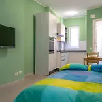 Niki\'S House