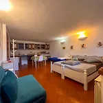 Appartamento A Due Passi Dal Lago Con Box