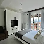 Lake Como View Apartment