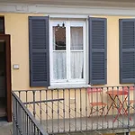 Beautiful Bohemian Apartment In Center Conditioned Air