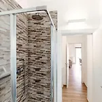 Piazza Roma Lake Como Terrace - By House Of Travelers