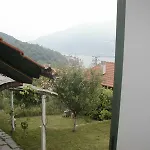 Casa Amarilla