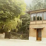 Lake View 9