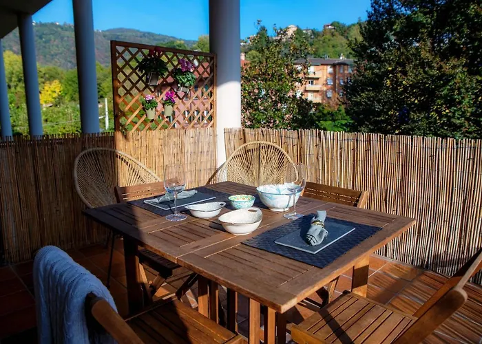 Feel @ Home Como - By Myhomeincomo