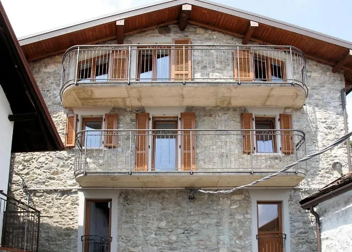 Rustico Maria
