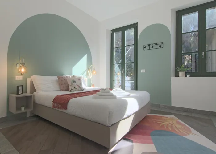 Ca Del Lasco - Modern Apartments In Classic Villa