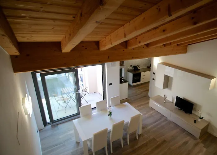 Carolina Apartment