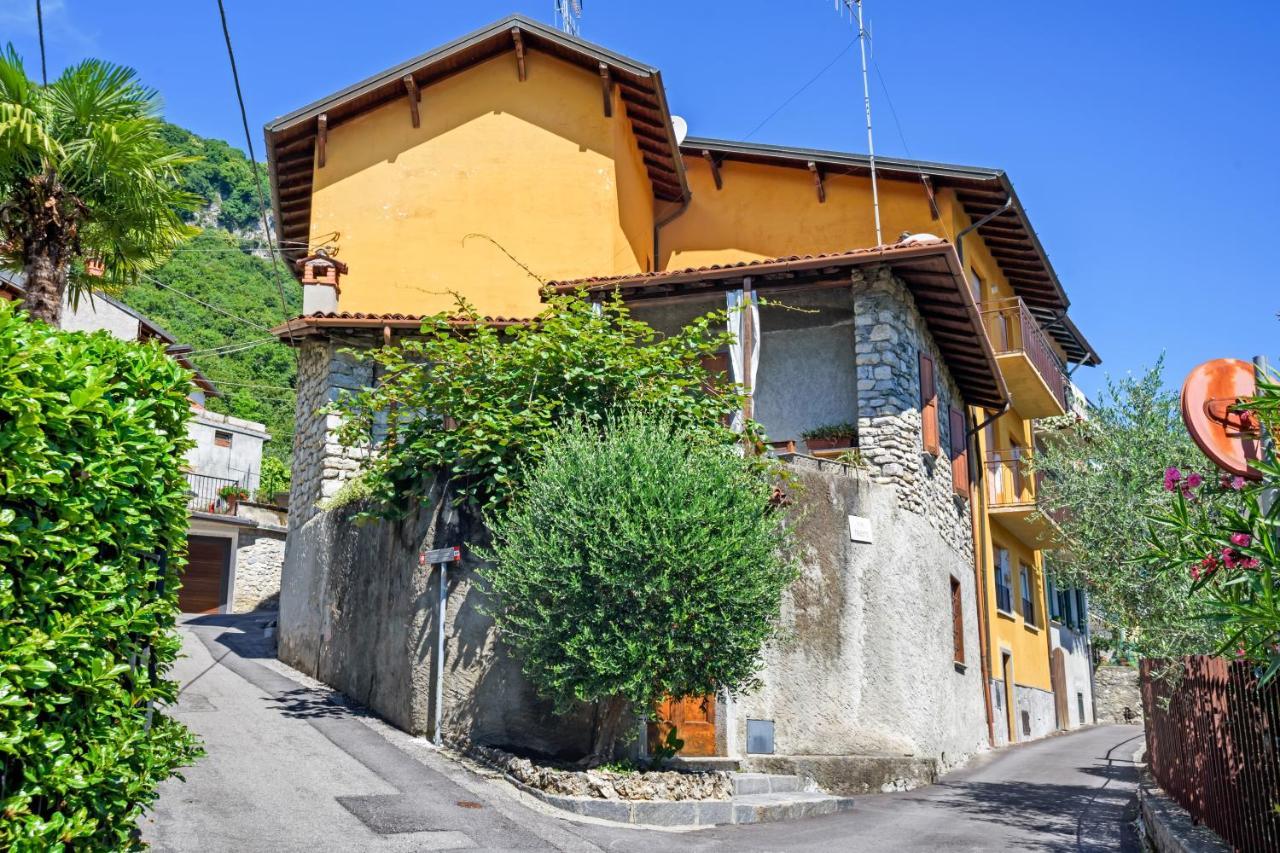 Casa Carla - Cozy With Garden -8 Km To Bellagio! Apartment *
