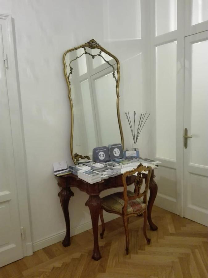 La Belle Coquette Bed & Breakfast