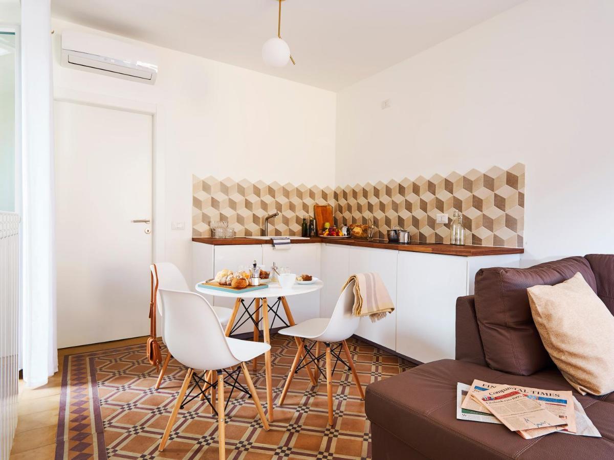 23 Sweet Apartment