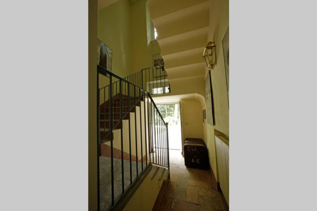 Bilocale Nel Parco Di Erba Apartment Cernobbio
