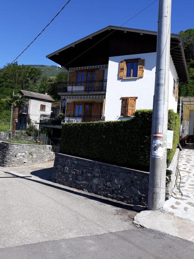 Casa Sorriso Holiday home *