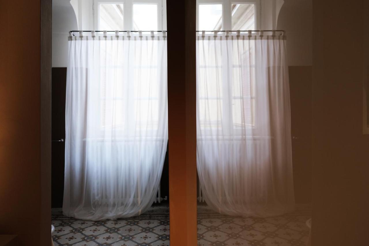 Palazzo Albricci Peregrini Residence *