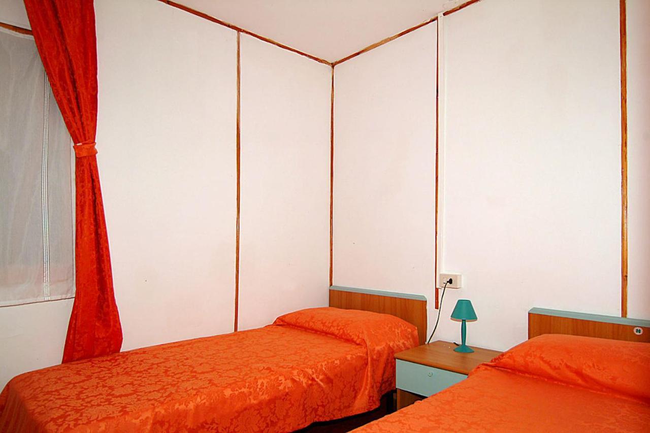 Camping Hotel Au Lac De Como
