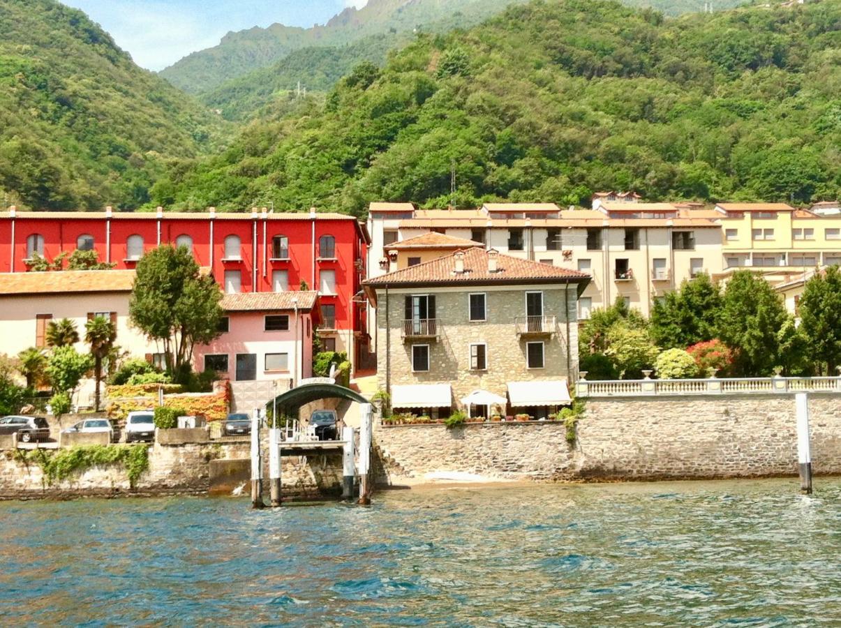 Lake View Apartment *