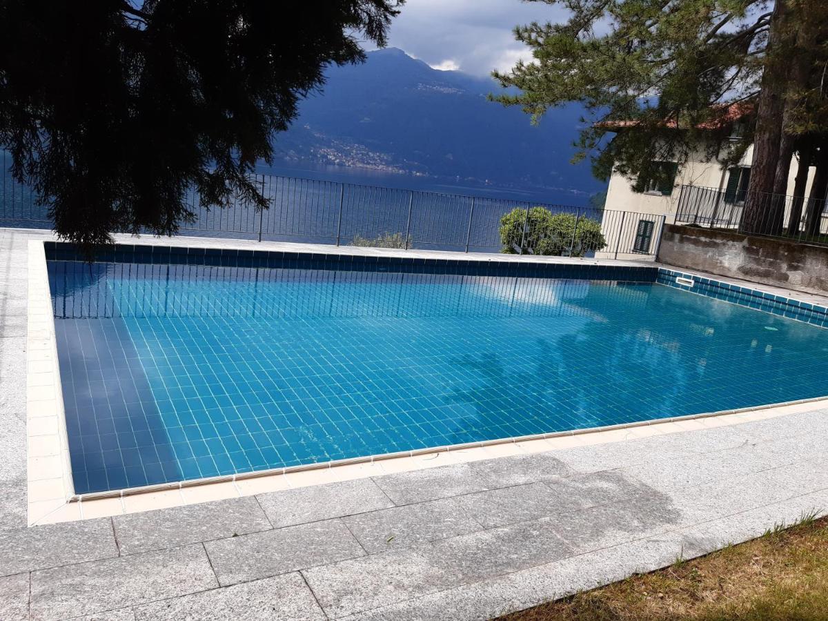Casa Con Vista A *