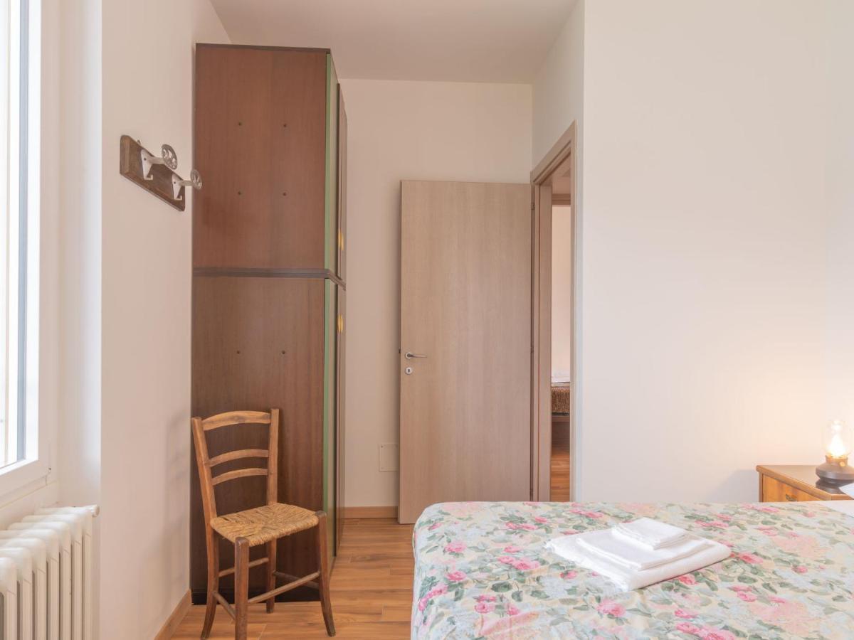 Glicine By Interhome *