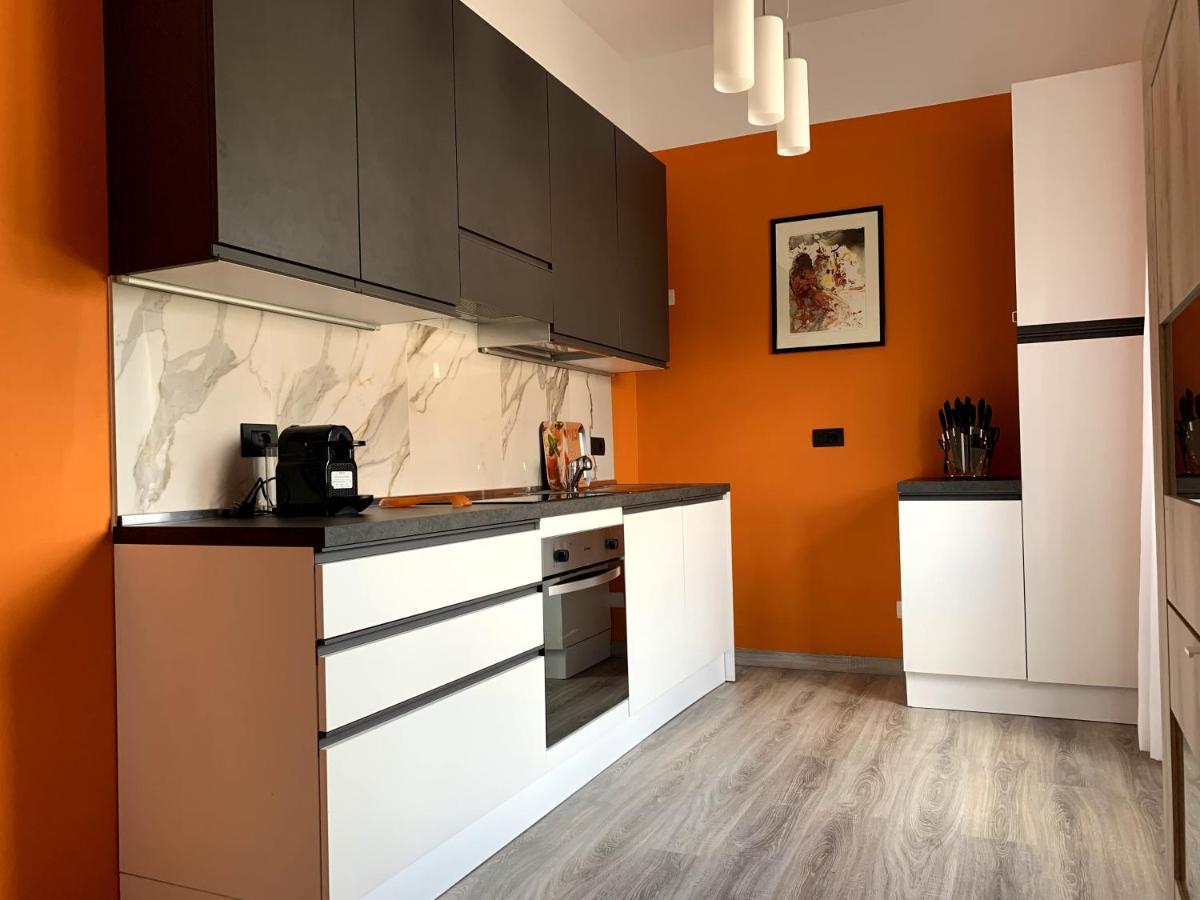 Lucia, Di Como, Apartment