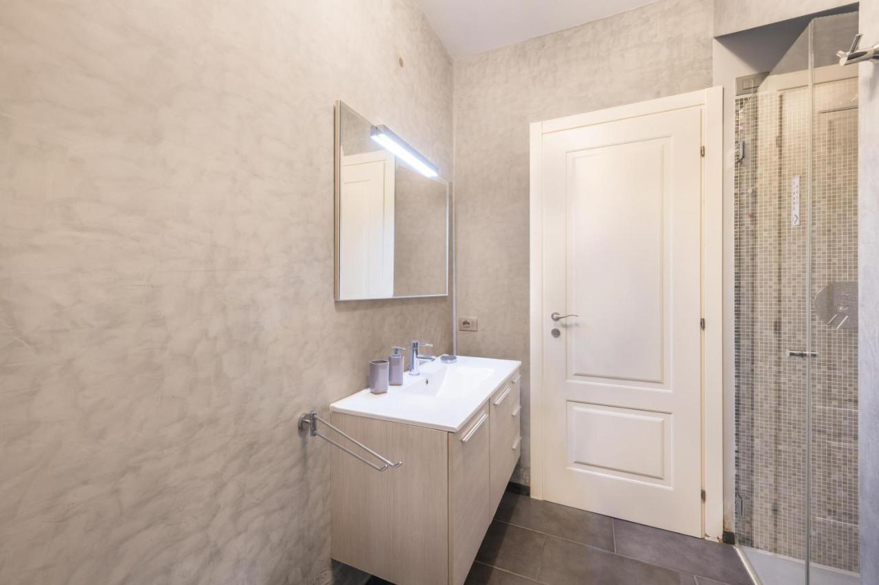 Privata Con Piscina Villa
