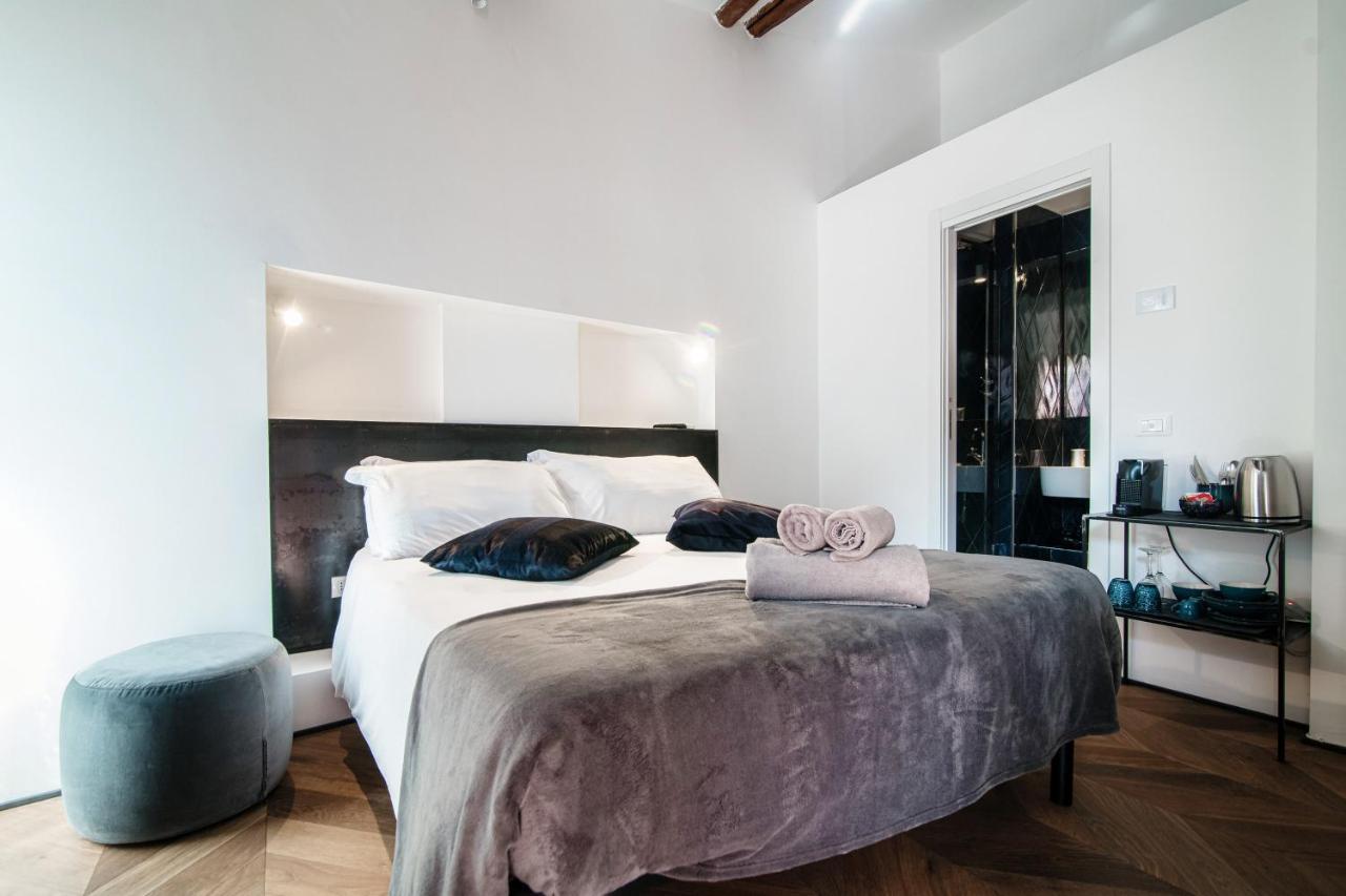 Caesar - The House Of Travelers Guest house *