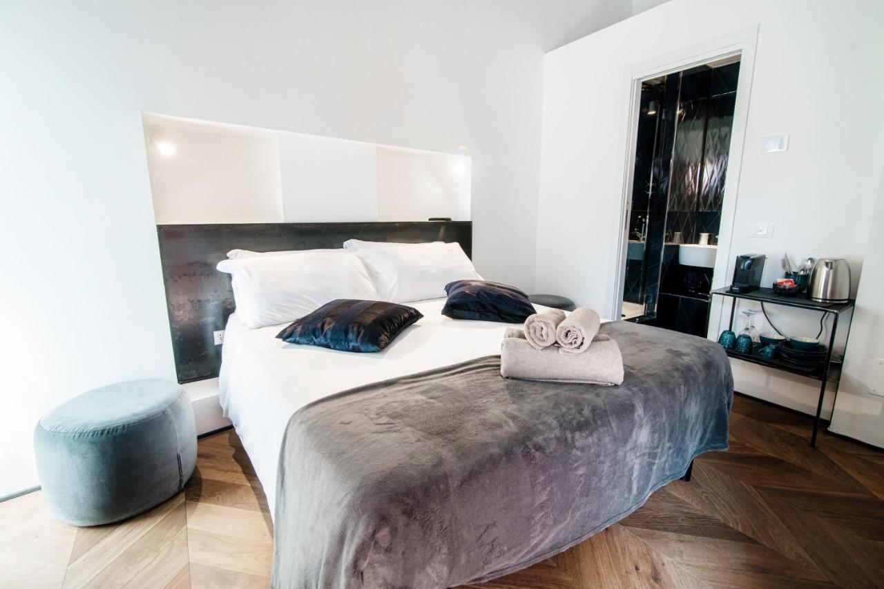 Caesar - The House Of Travelers Guest house *